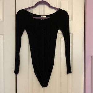 black long sleeve ribbed body suit